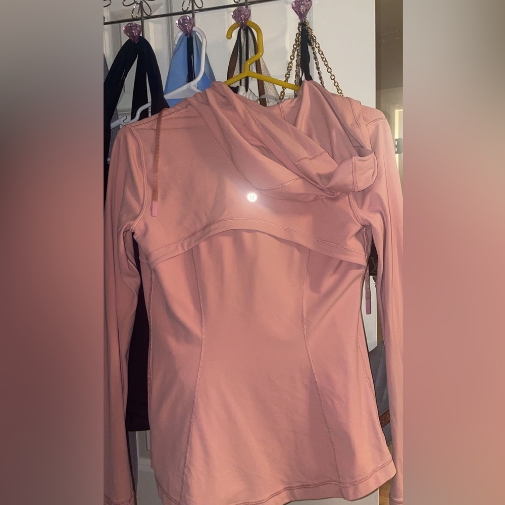 Lululemon Hooded Define Nulu Jacket size 4